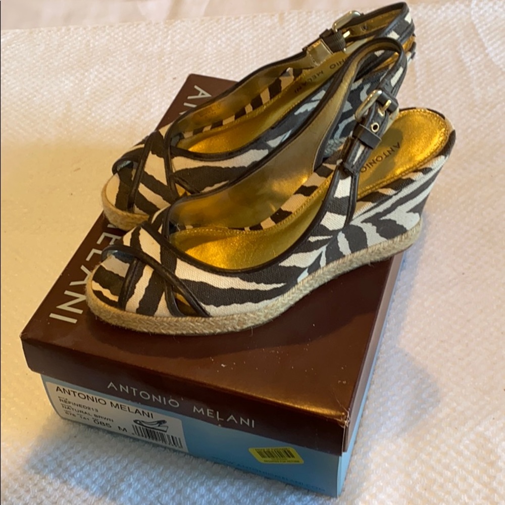 Wedge sandals